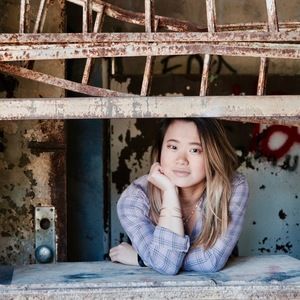 Meet your Posher, Cloe